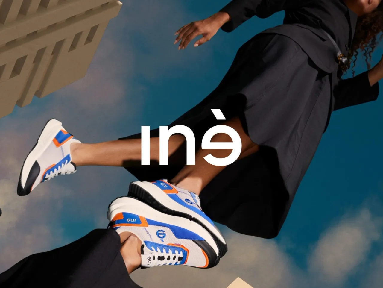 Carré Noir - Iné - Le style et l’impact